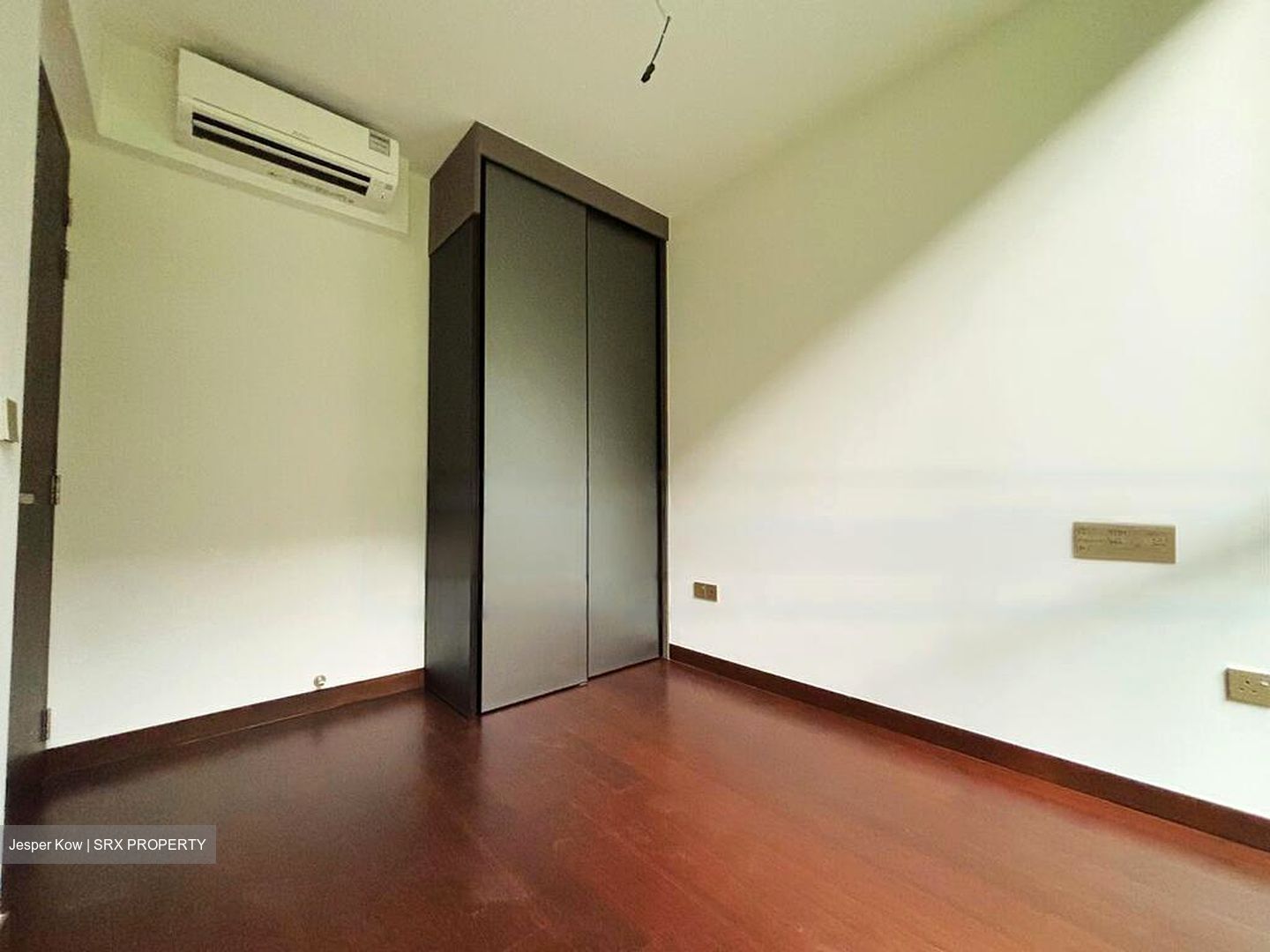 The Commodore (D27), Condominium #475335681